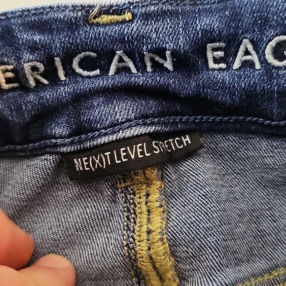 American Eagle Next Level Stretch Size 2 High Rise Distressed Style Jeggings - Picture 6 of 8